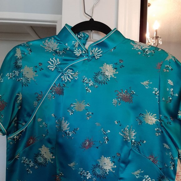 Vintage Judy's Chinese Collar Dress (Cheongsam) - Picture 2 of 6